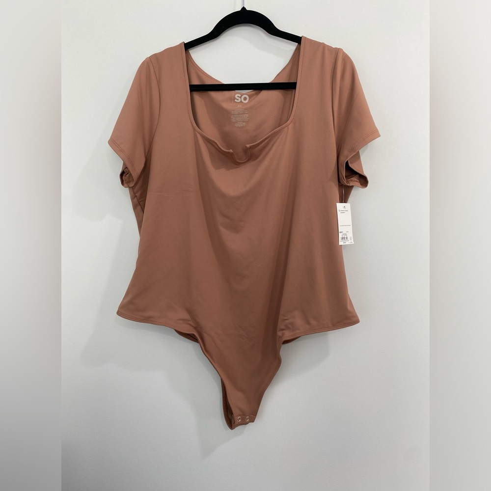 Juniors Plus Size SO Notch Front Contour Bodysuit